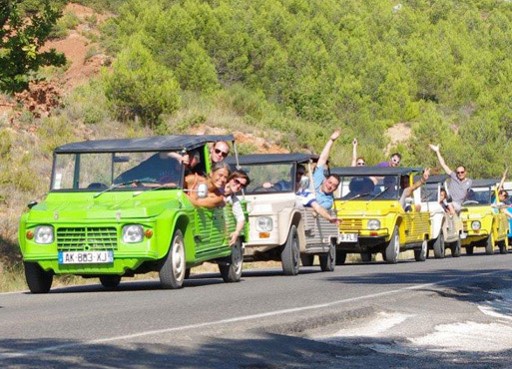 Une activité originale pour votre séminaire à Saint-Tropez: une balade en Mehari!