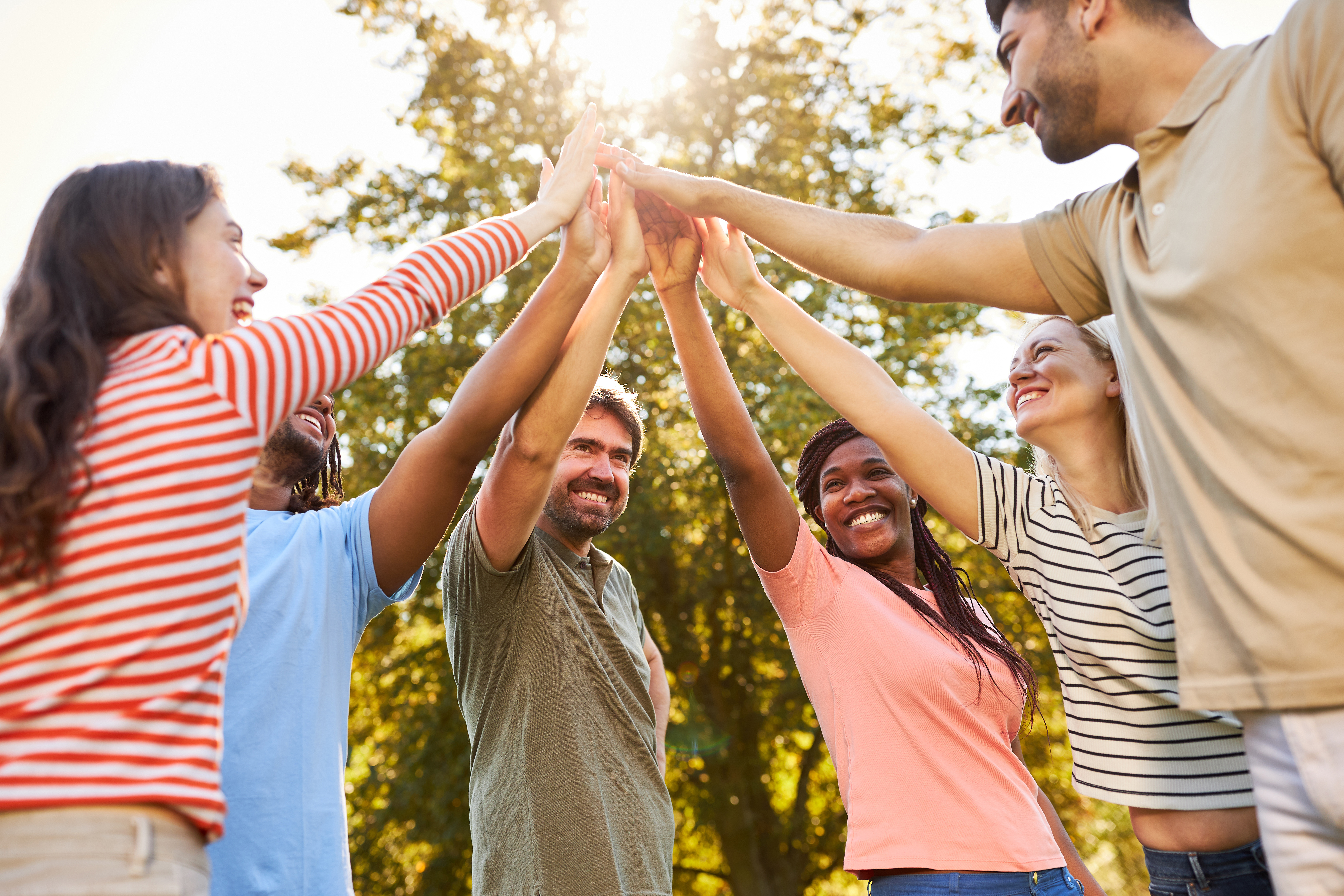 Team building en Ardèche : activités collectives et cohésion d'équipe