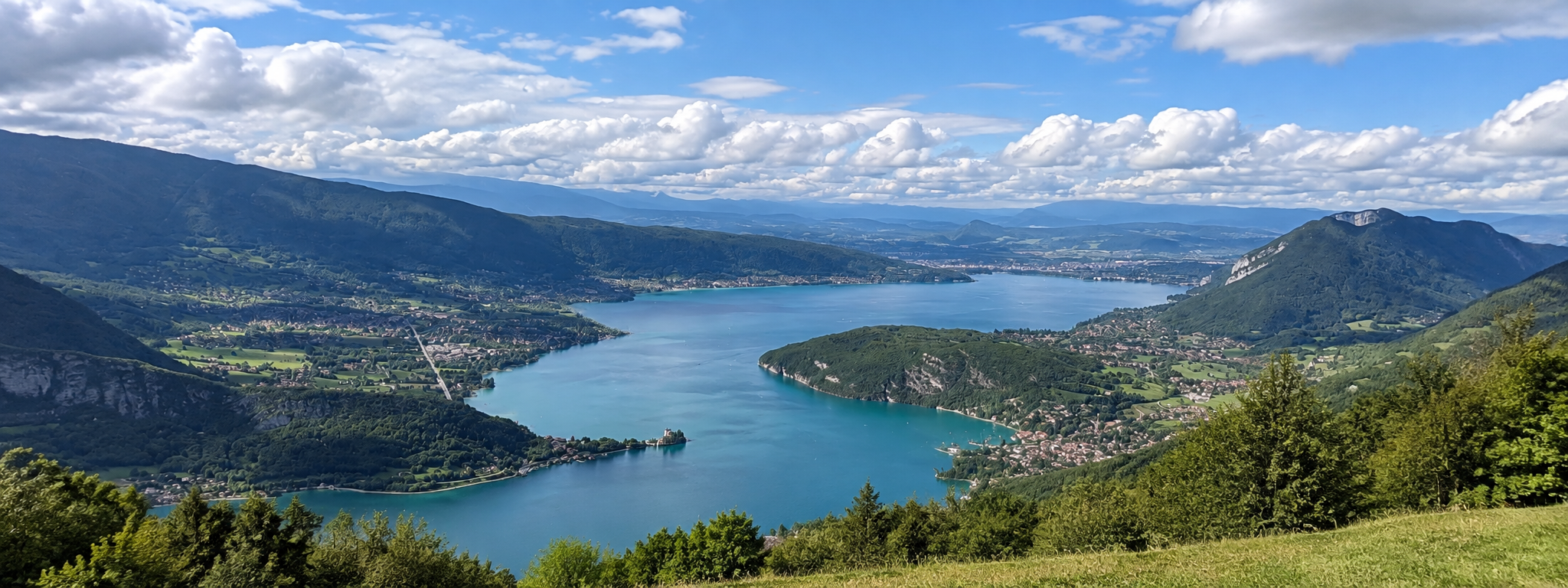 Séminaire d'entreprise à la montagne - lac et montagnes